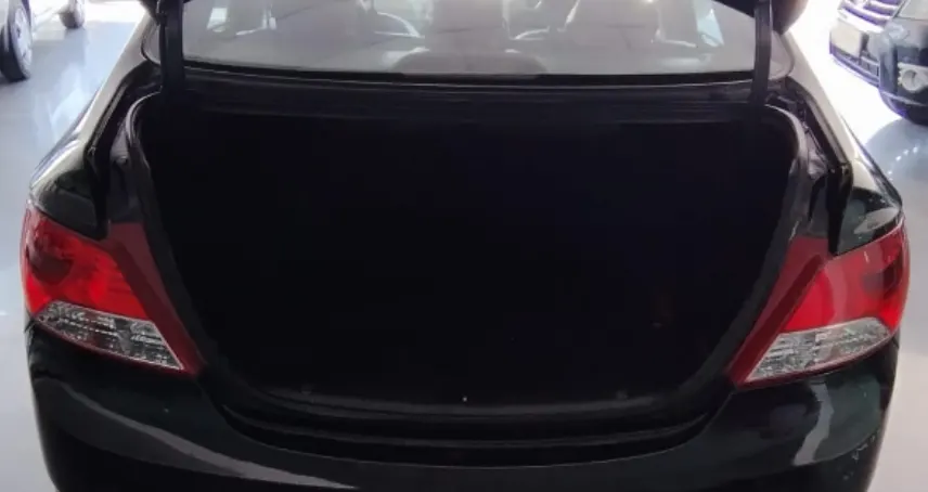 Hyundai Verna (Manual)